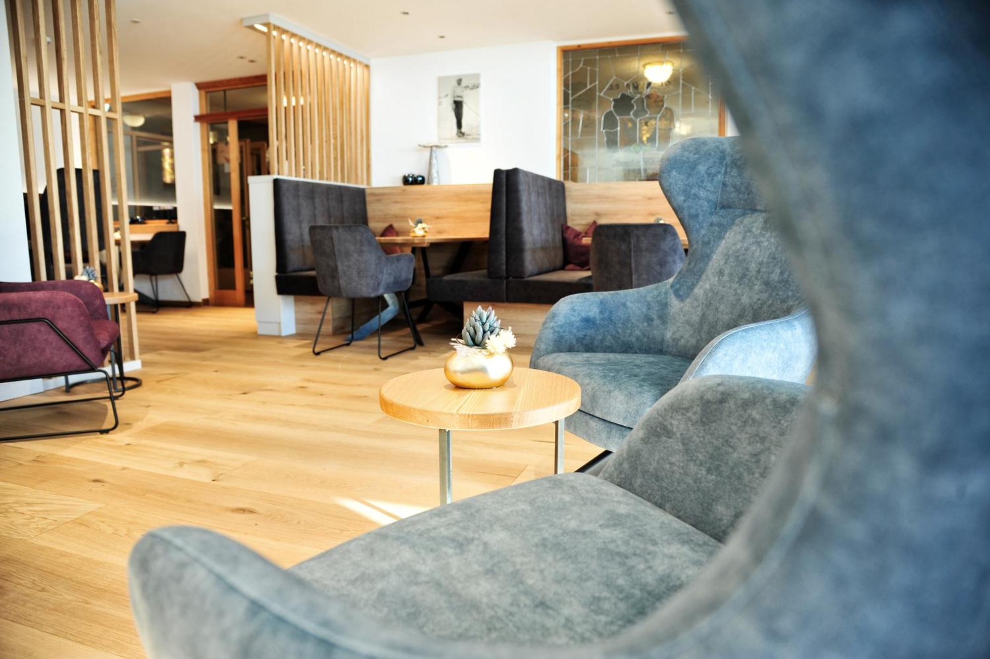 Hotel Roeck Garni Fiss Zewnętrze zdjęcie