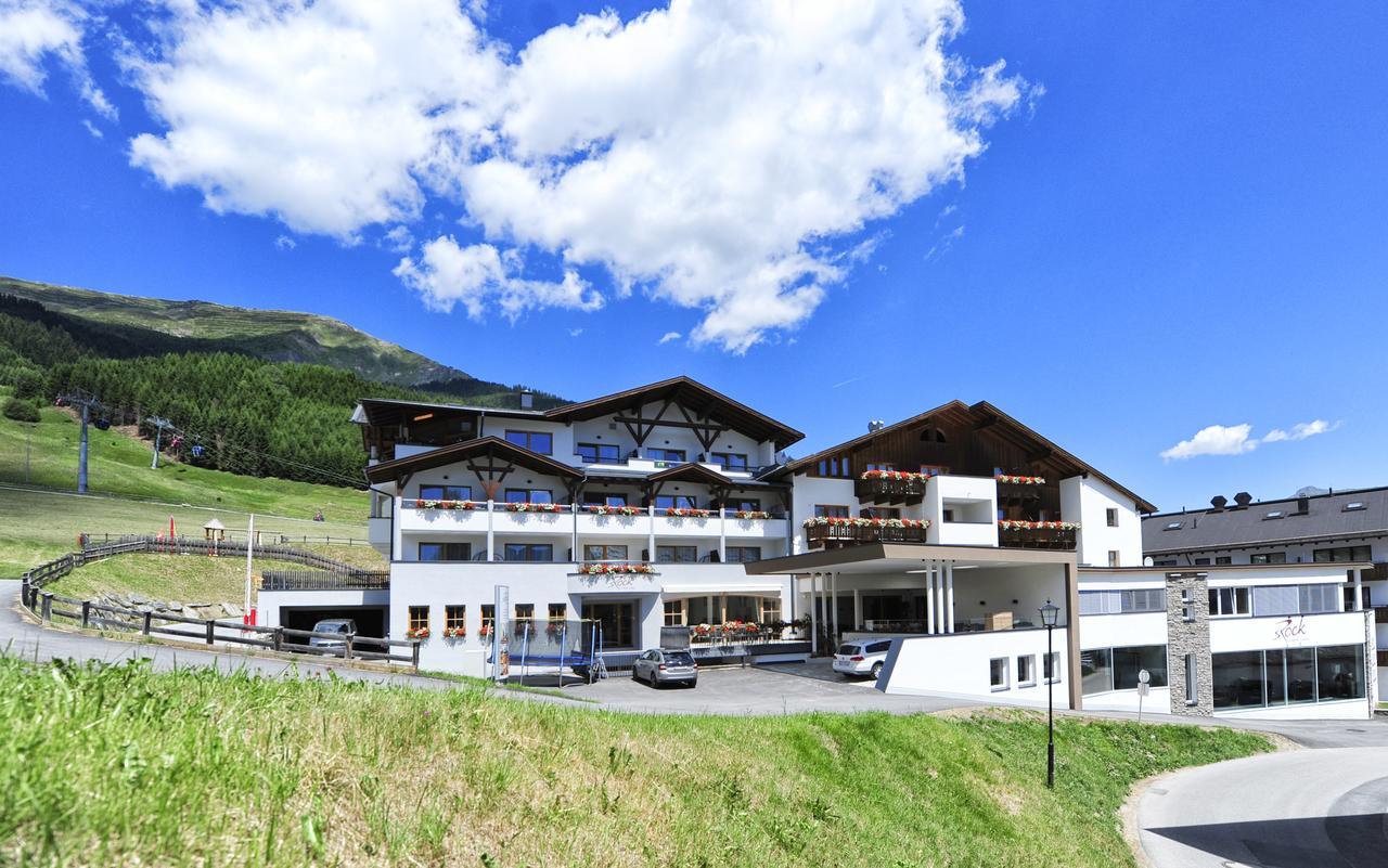 Hotel Roeck Garni Fiss Zewnętrze zdjęcie