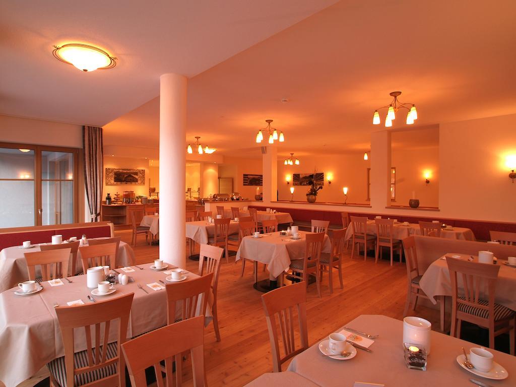 Hotel Roeck Garni Fiss Zewnętrze zdjęcie